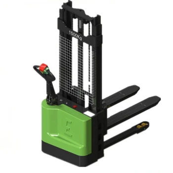 ללכת מאחורי Stacker עם קרטיס בקר